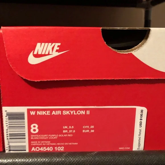 NEW Nike Air Skylon II - Picture 8 of 8